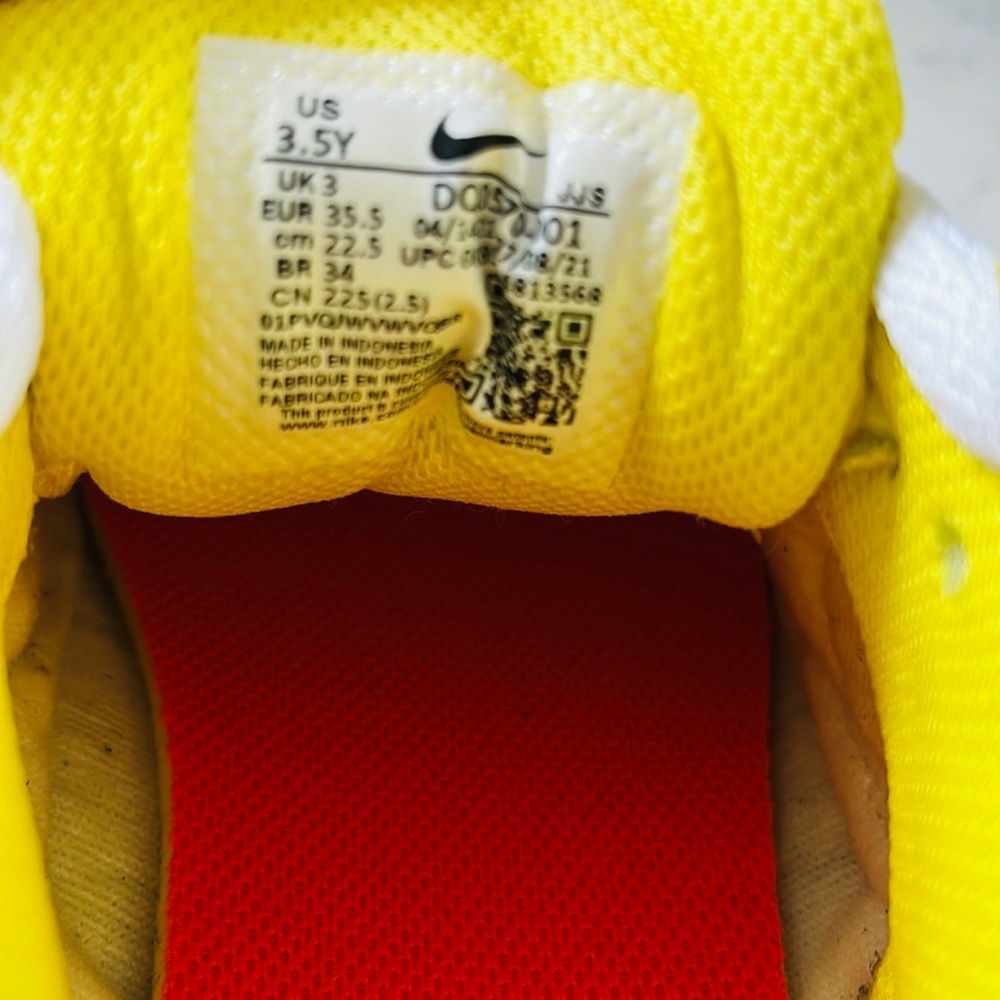 Nike Air Max 90 Smile Face 😃 - Picture 13 of 15